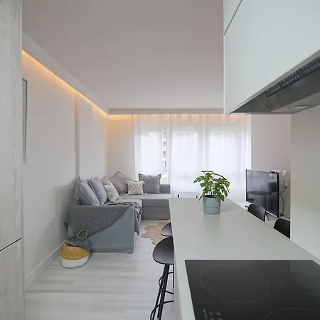 Apartment En La Playa De Wifi Y Garaje *