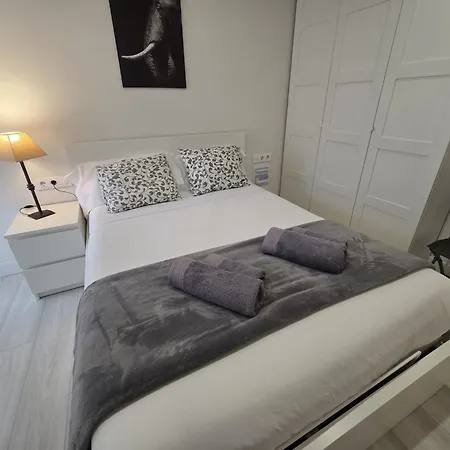 Apartment En La Playa De Wifi Y Garaje *