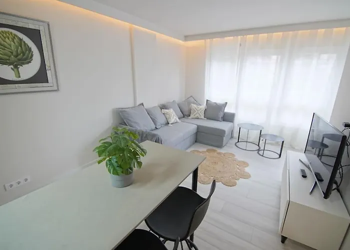 En La Playa De Wifi Y Garaje Апартаменты *